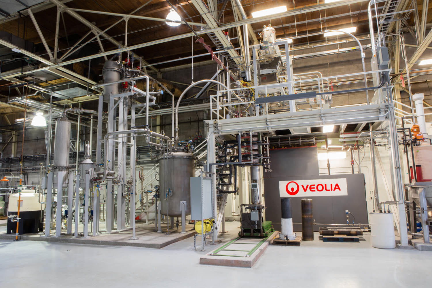 Our Modular Vitrification System (MVS®) to stabilize liquid Waste